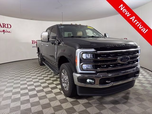 2023 Black Metallic Ford Super Duty F-350 SRW Lariat 4X4 Truck