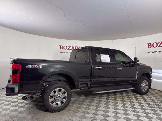 2023 Black Metallic Ford Super Duty F-350 SRW Lariat 4X4 Truck
