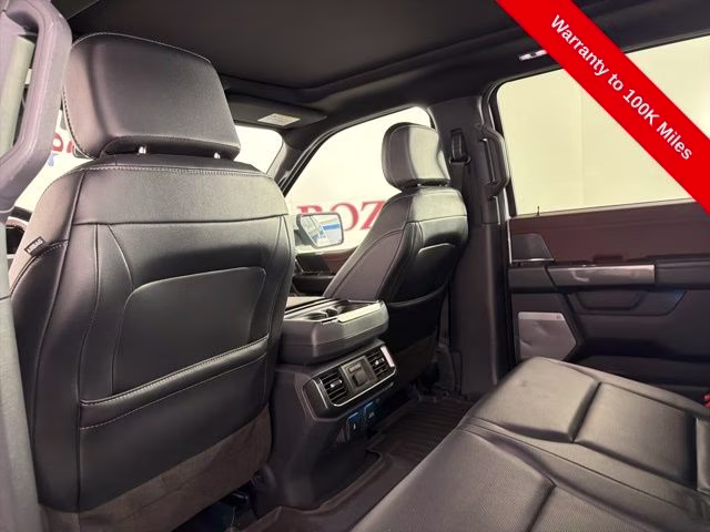 2023 Star White Metallic Tri-Coat Ford F-150 Lariat 4X4 Truck