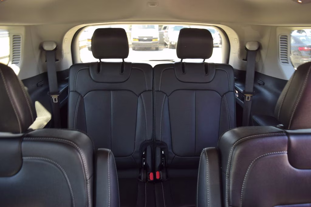 2023 Silver Zynith Jeep Grand Cherokee L Limited 4X4 SUV