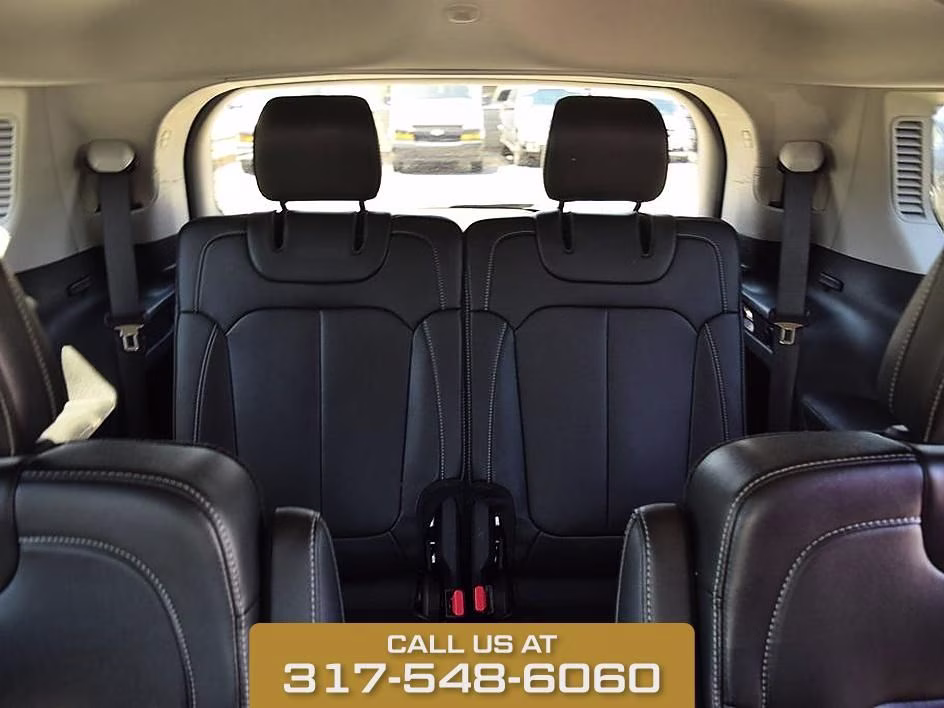 2023 Silver Jeep Grand Cherokee L Limited 4X4 SUV