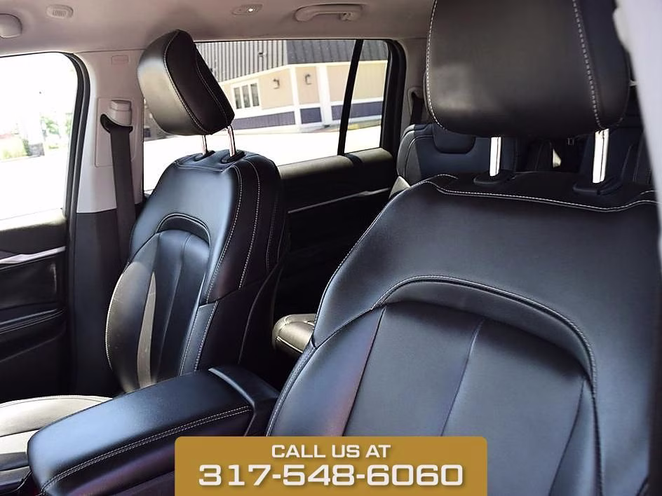 2023 Silver Jeep Grand Cherokee L Limited 4X4 SUV