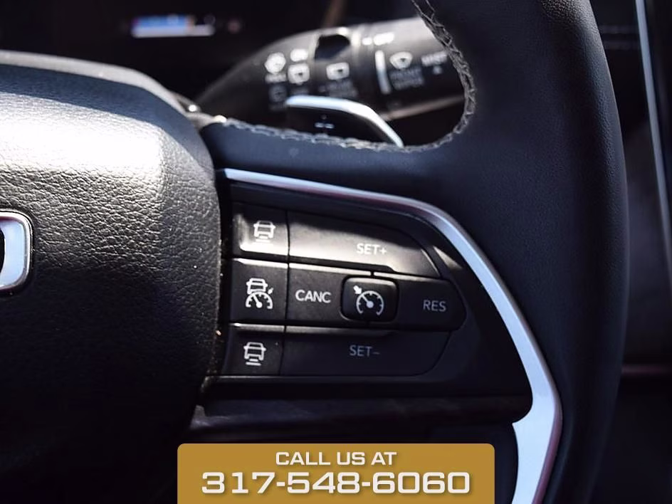 2023 Silver Jeep Grand Cherokee L Limited 4X4 SUV