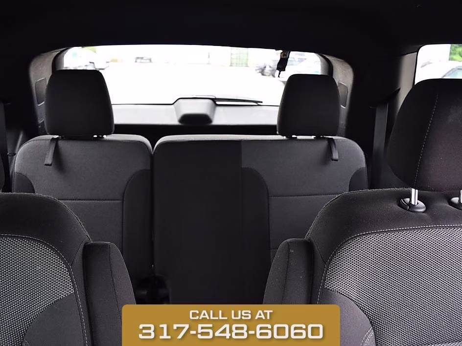 2023 Summit White Chevrolet Traverse LT FWD SUV