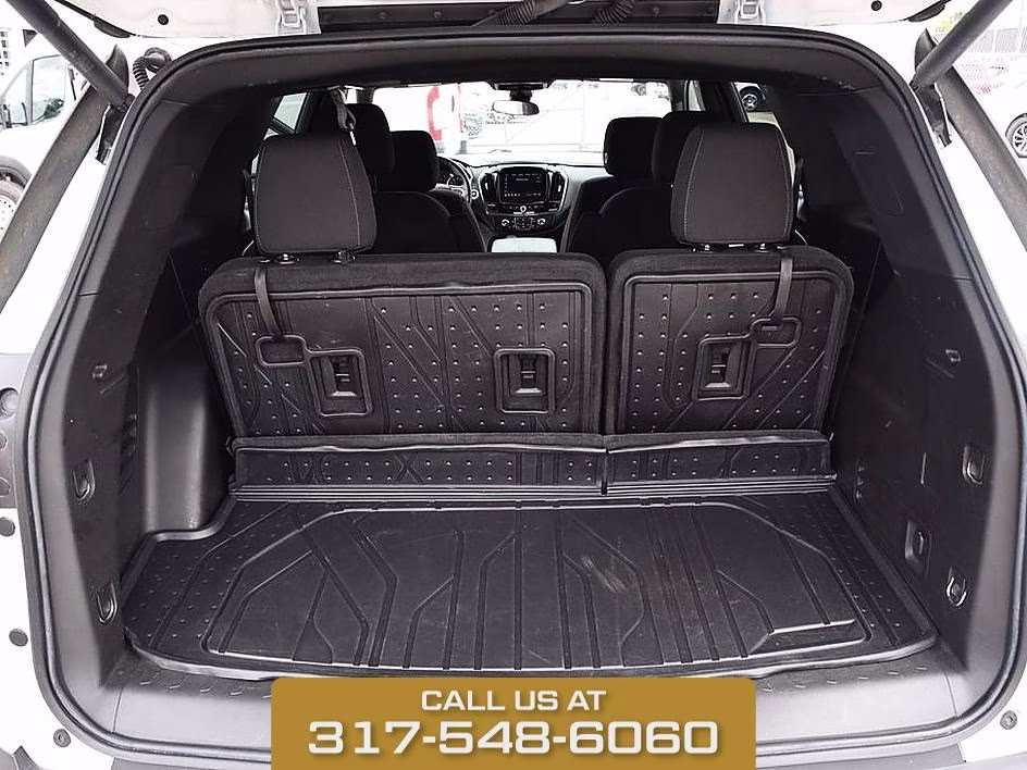 2023 Summit White Chevrolet Traverse LT FWD SUV