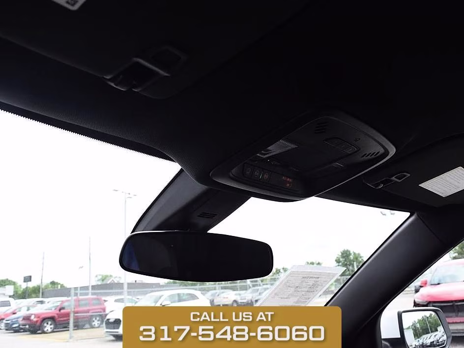 2023 Summit White Chevrolet Traverse LT FWD SUV