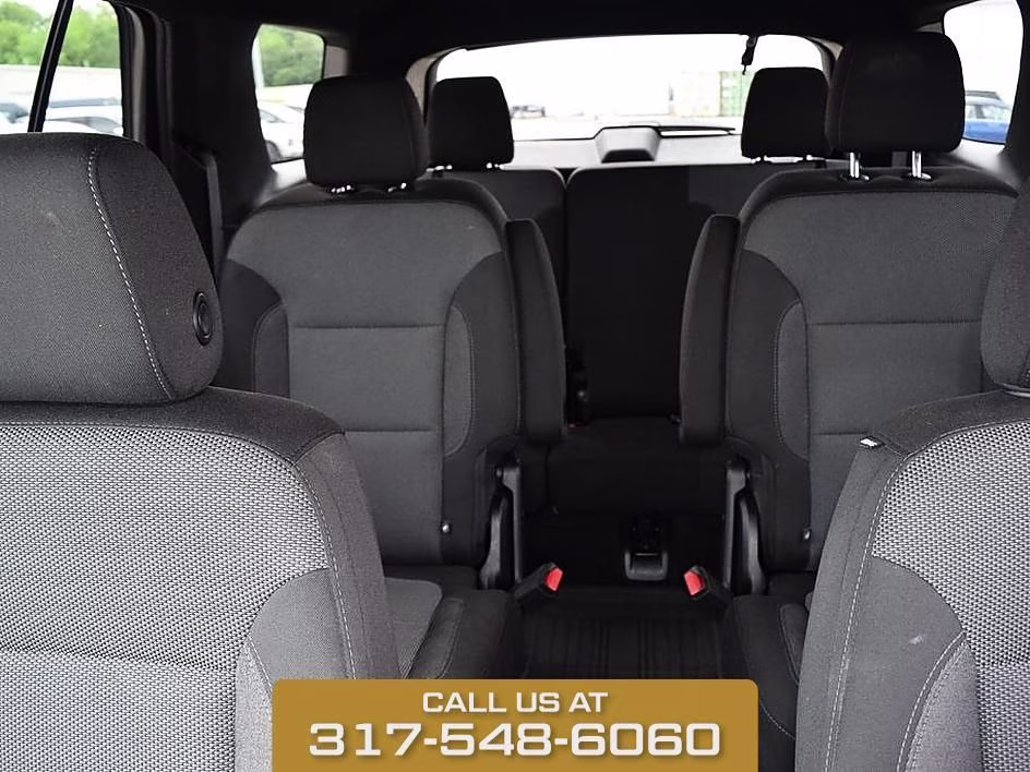 2023 Summit White Chevrolet Traverse LT FWD SUV