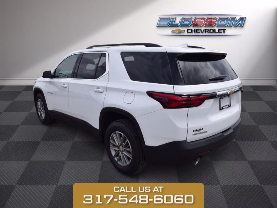 2023 Summit White Chevrolet Traverse LT FWD SUV
