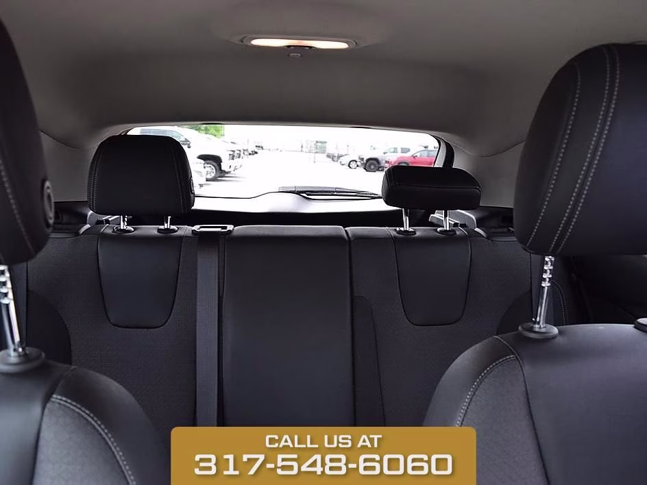 2025 Summit White Buick Encore GX Preferred FWD SUV