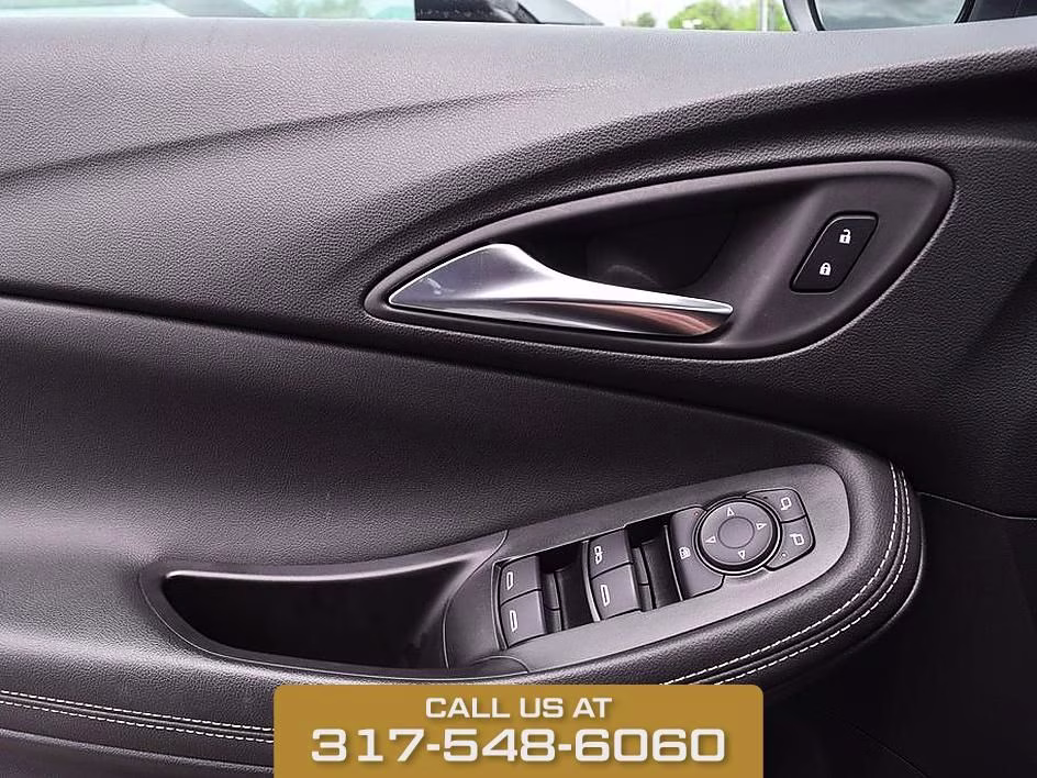 2025 Summit White Buick Encore GX Preferred FWD SUV