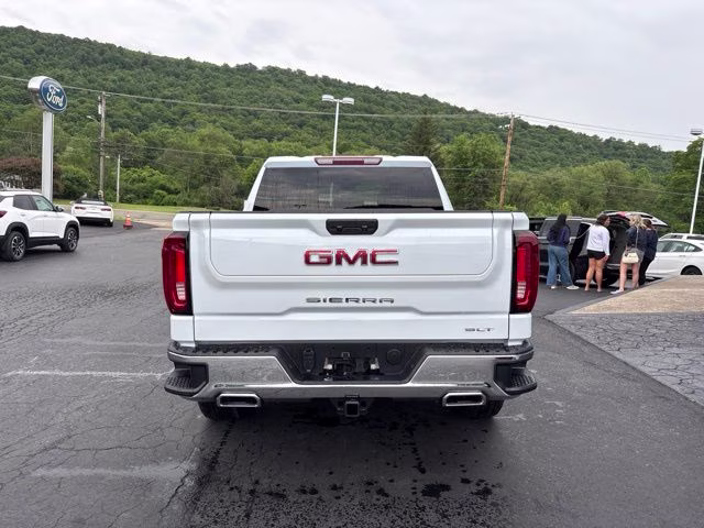 2026 Glacier White GMC Sierra 1500 SLT 4X4 Truck