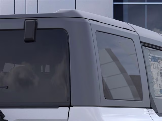2026 Oxford White Ford Bronco Badlands 4X4 SUV