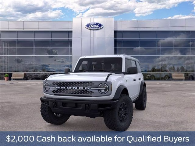 2026 Oxford White Ford Bronco Badlands 4X4 SUV