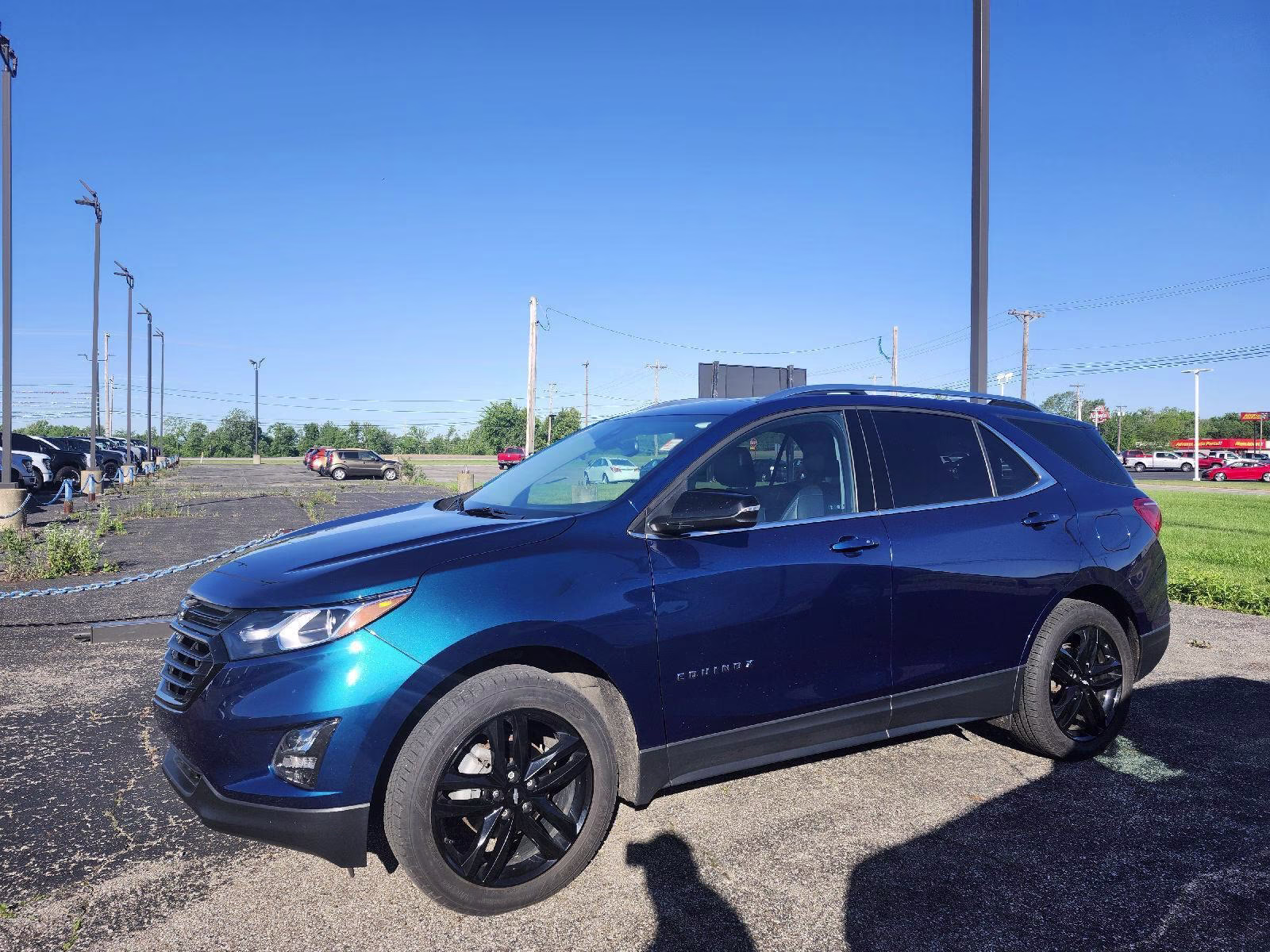 2020 Pacific Blue Metallic Chevrolet Equinox LT AWD SUV