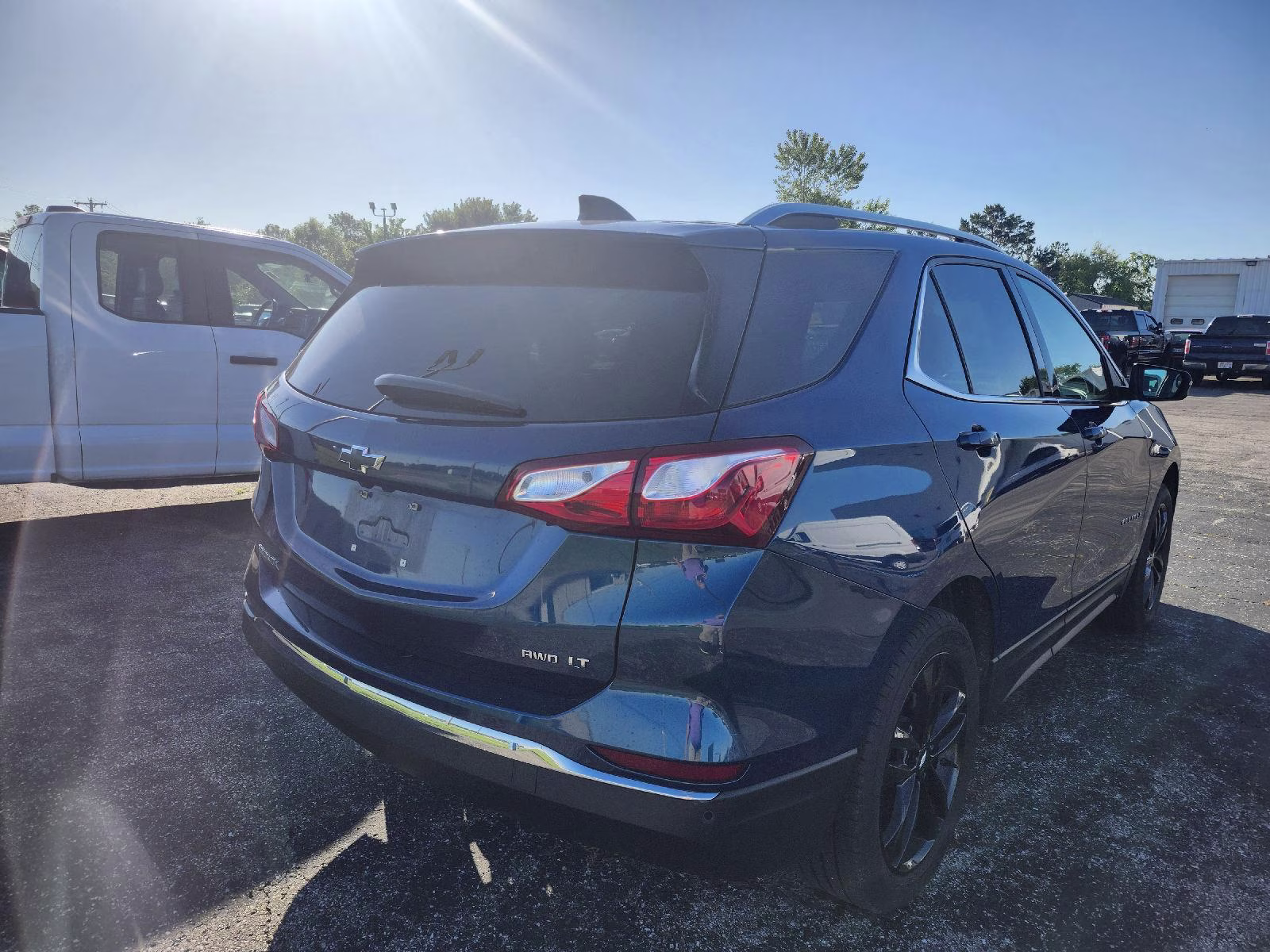 2020 Pacific Blue Metallic Chevrolet Equinox LT AWD SUV