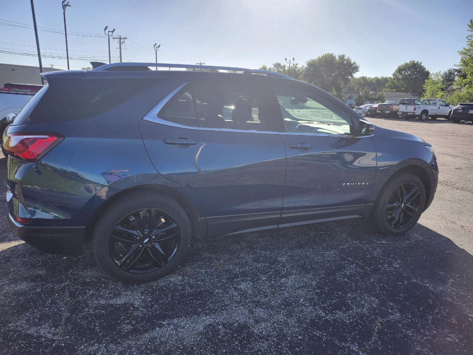 2020 Pacific Blue Metallic Chevrolet Equinox LT AWD SUV
