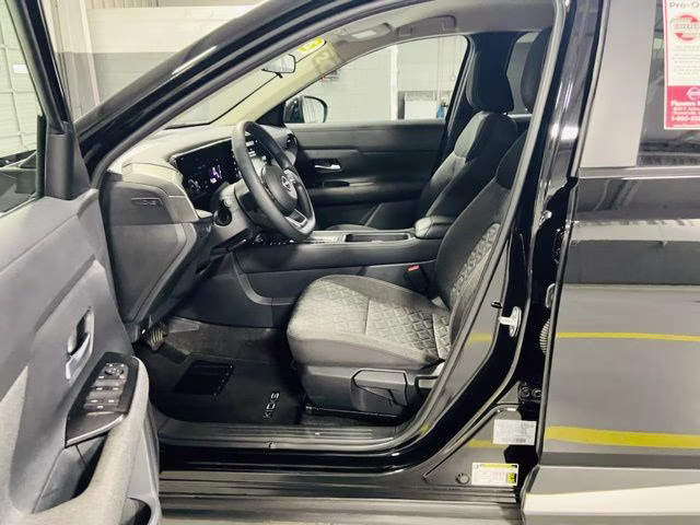 2025 Super Black Nissan Kicks SV FWD SUV