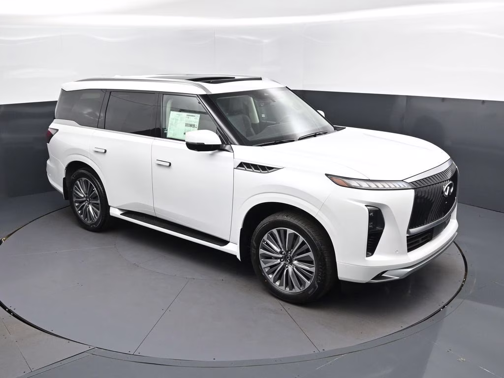 2026 White INFINITI QX80 LUXE RWD SUV