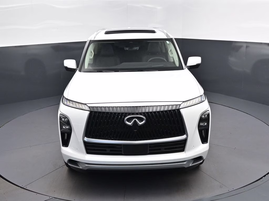 2026 White INFINITI QX80 LUXE RWD SUV