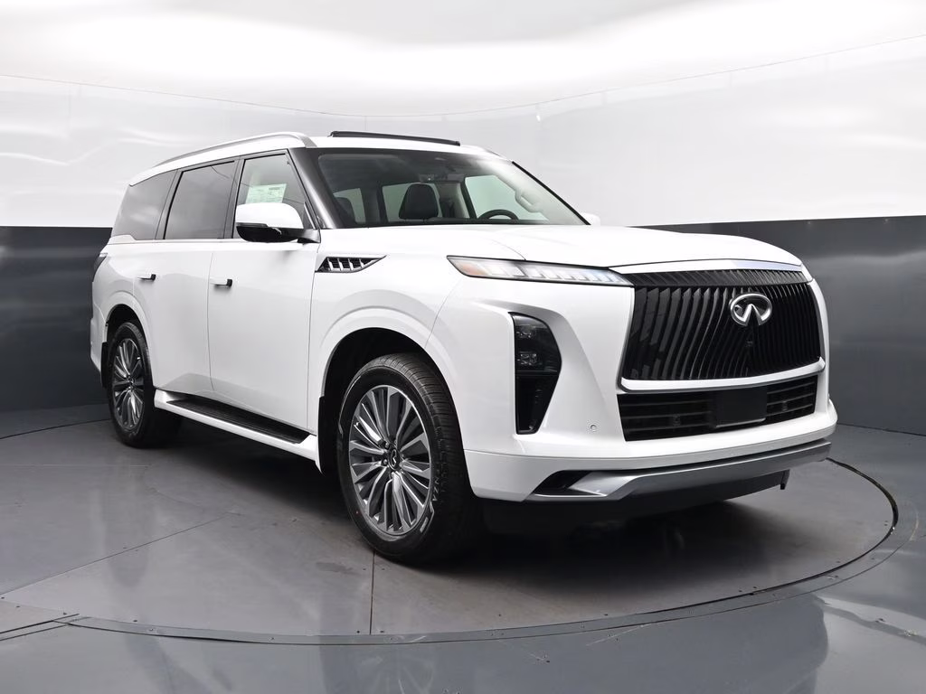 2026 White INFINITI QX80 LUXE RWD SUV