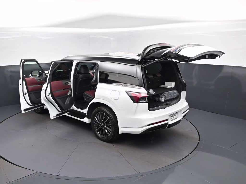 2026 White / Black INFINITI QX80 AUTOGRAPH 4X4 SUV