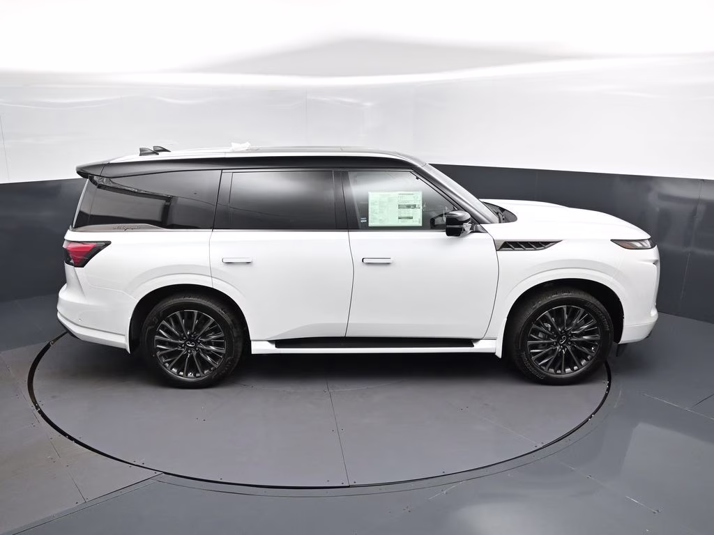 2026 White / Black INFINITI QX80 AUTOGRAPH 4X4 SUV