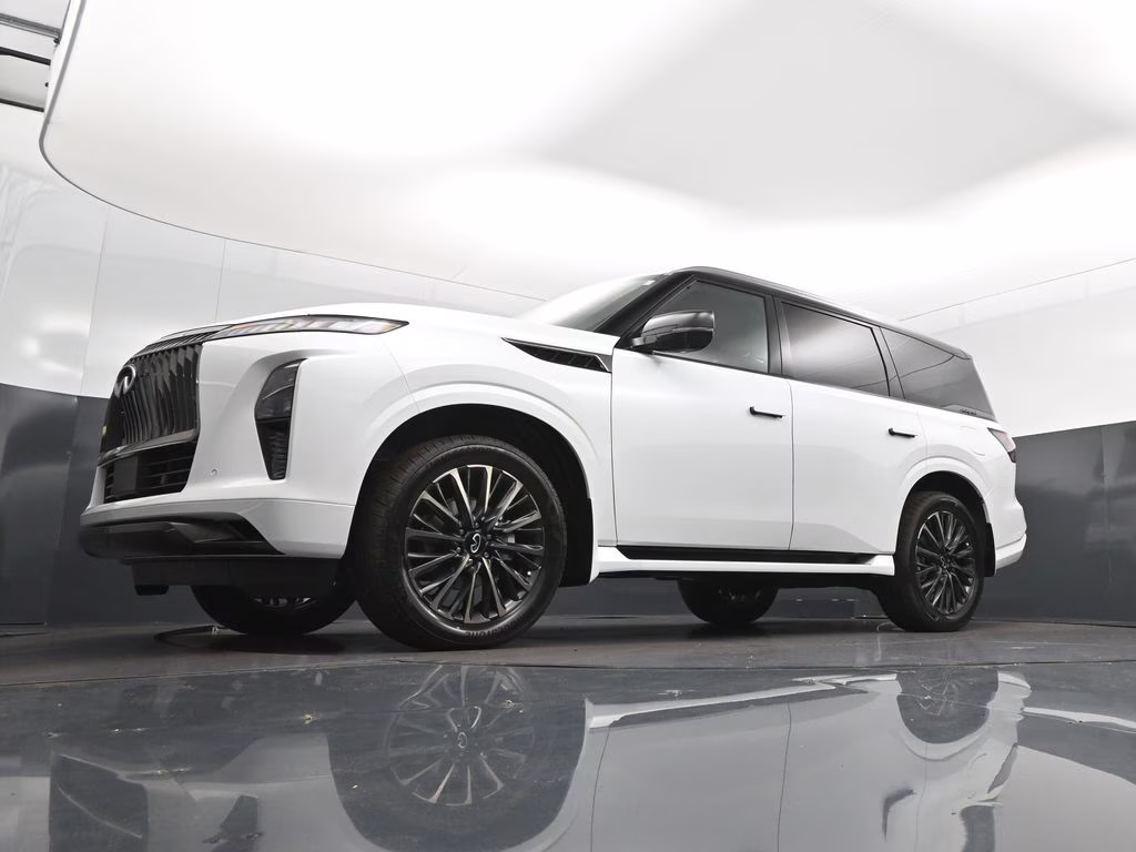 2026 White / Black INFINITI QX80 AUTOGRAPH 4X4 SUV