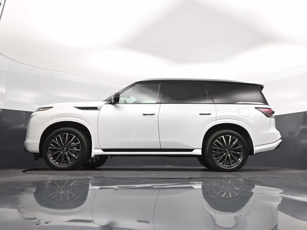 2026 White / Black INFINITI QX80 AUTOGRAPH 4X4 SUV