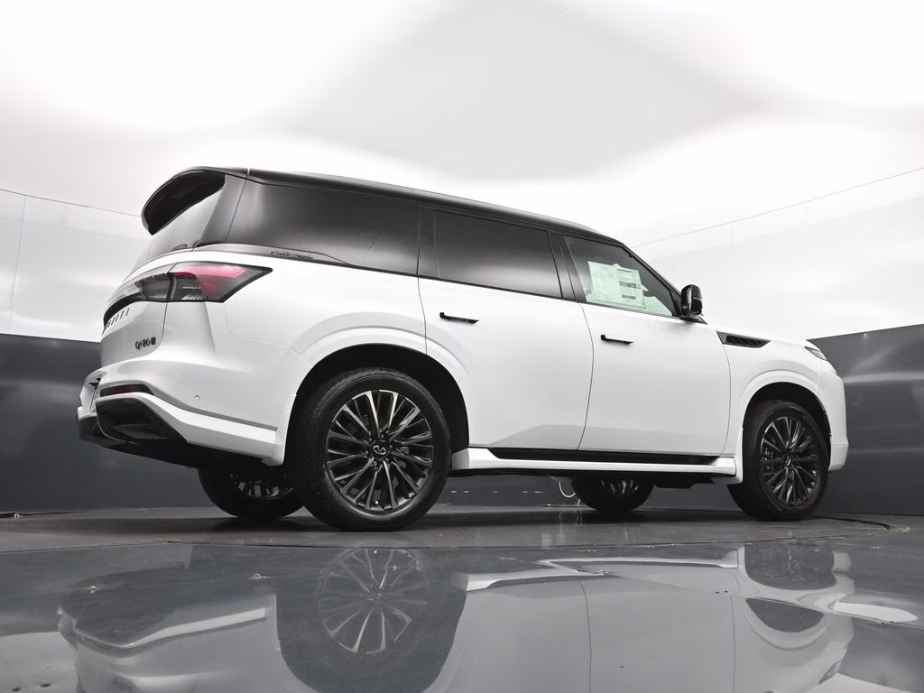 2026 White / Black INFINITI QX80 AUTOGRAPH 4X4 SUV