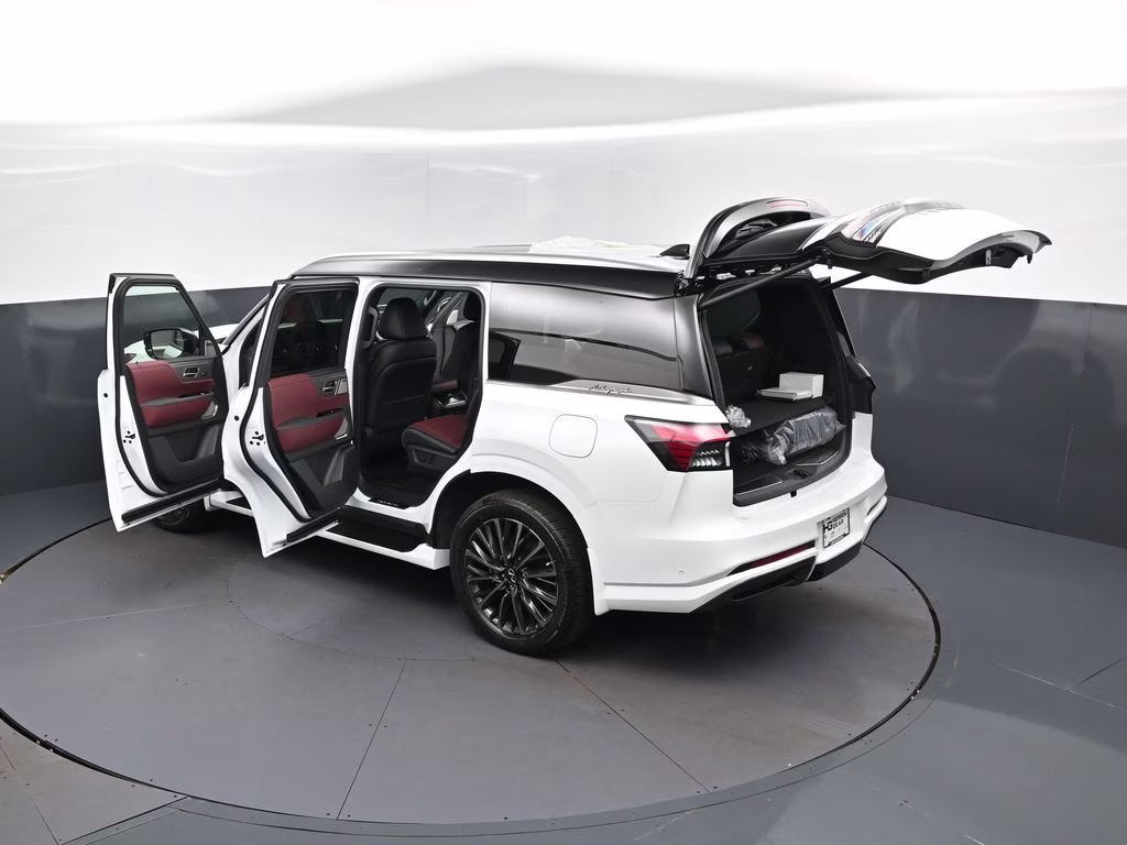 2026 White / Black INFINITI QX80 AUTOGRAPH 4X4 SUV