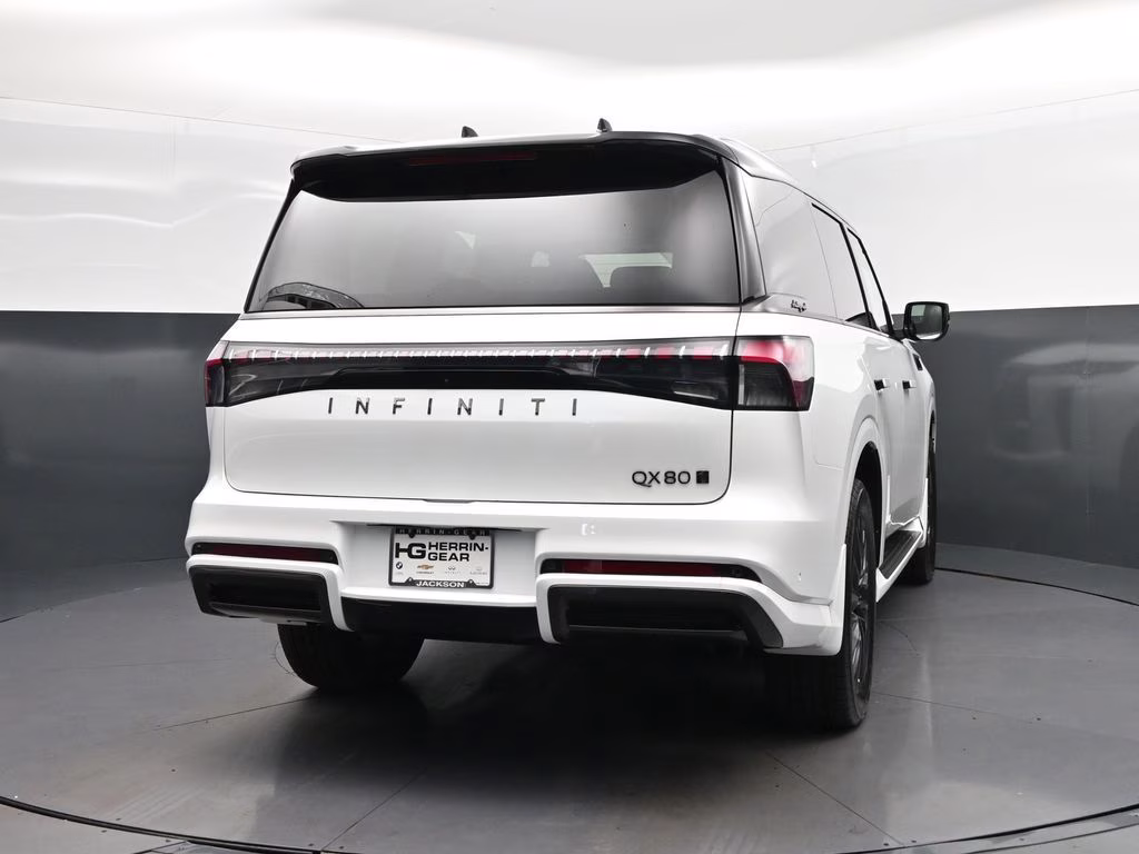 2026 White / Black INFINITI QX80 AUTOGRAPH 4X4 SUV
