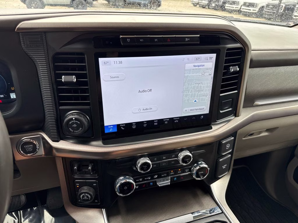 2024 Agate Black Metallic Ford F-150 Platinum 4X4 Truck