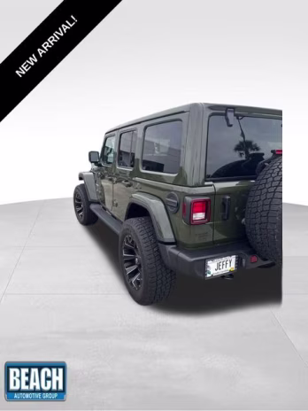 2022 Sarge Green Clearcoat Jeep Wrangler Unlimited Sahara 4X4 SUV