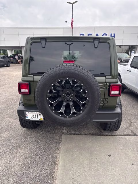 2022 Sarge Green Clearcoat Jeep Wrangler Unlimited Sahara 4X4 SUV