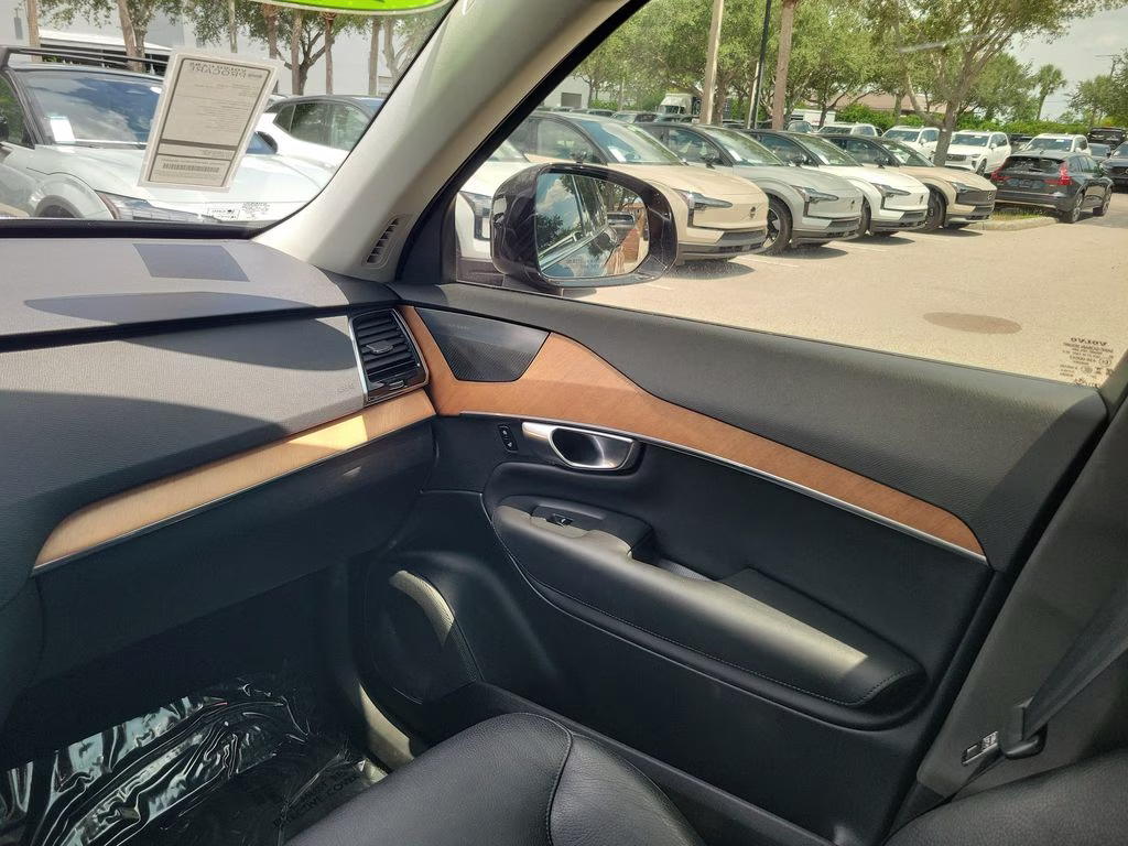 2023 Onyx Black Metallic Volvo XC90 Plus AWD SUV