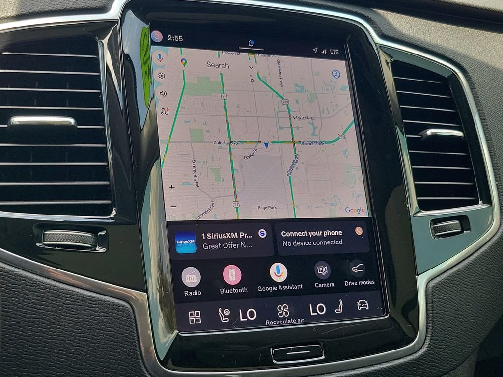 2023 Onyx Black Metallic Volvo XC90 Plus AWD SUV