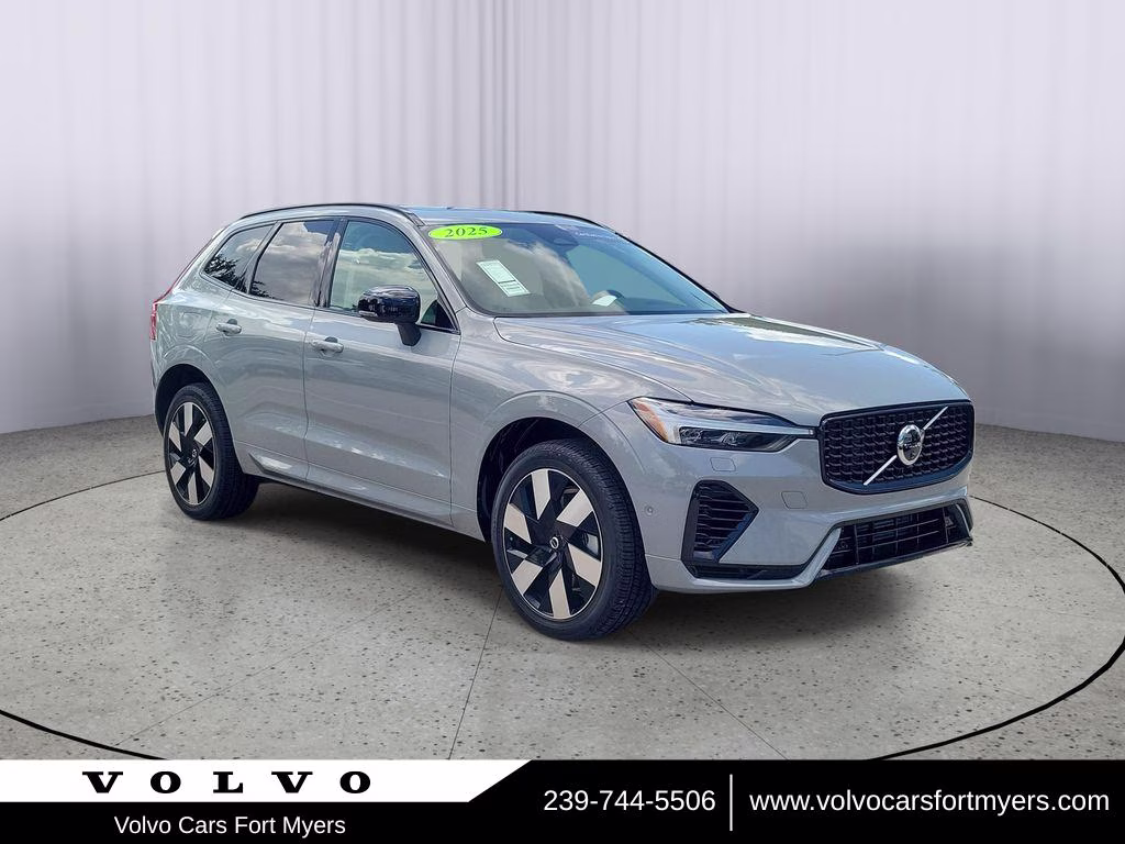2025 Vapour Grey Metallic Volvo XC60 Plus AWD SUV