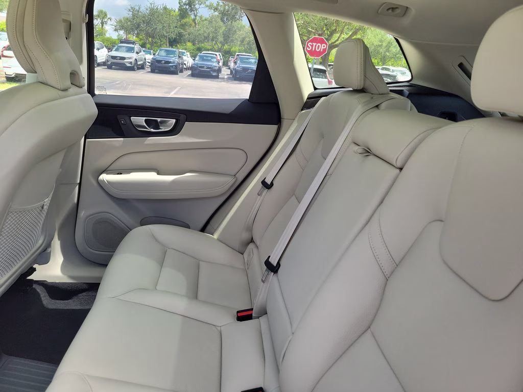 2025 Vapour Grey Metallic Volvo XC60 Plus AWD SUV