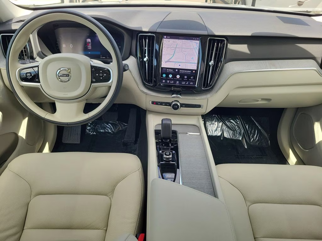 2025 Vapour Grey Metallic Volvo XC60 Plus AWD SUV