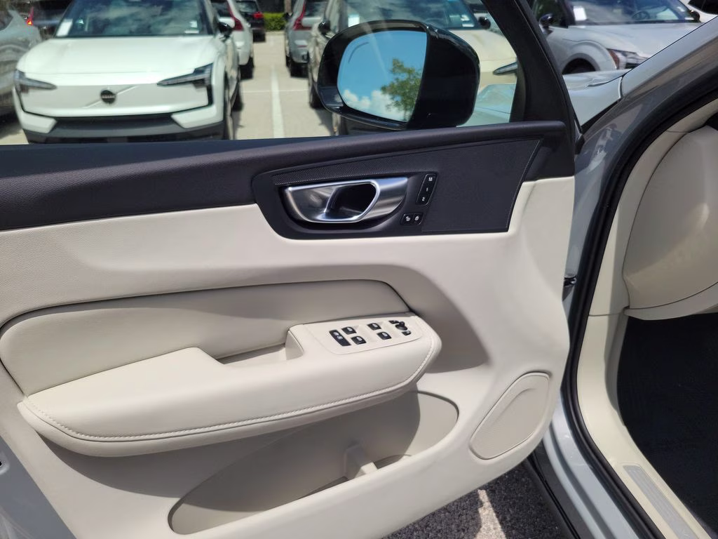 2025 Vapour Grey Metallic Volvo XC60 Plus AWD SUV
