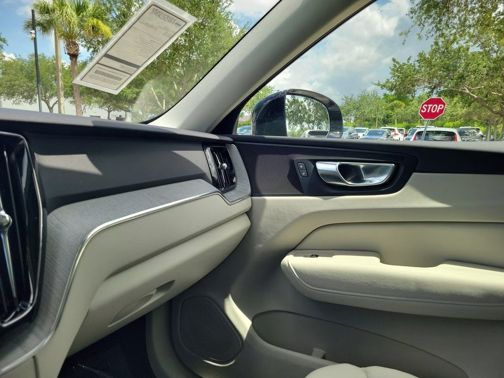 2025 Vapour Grey Metallic Volvo XC60 Plus AWD SUV