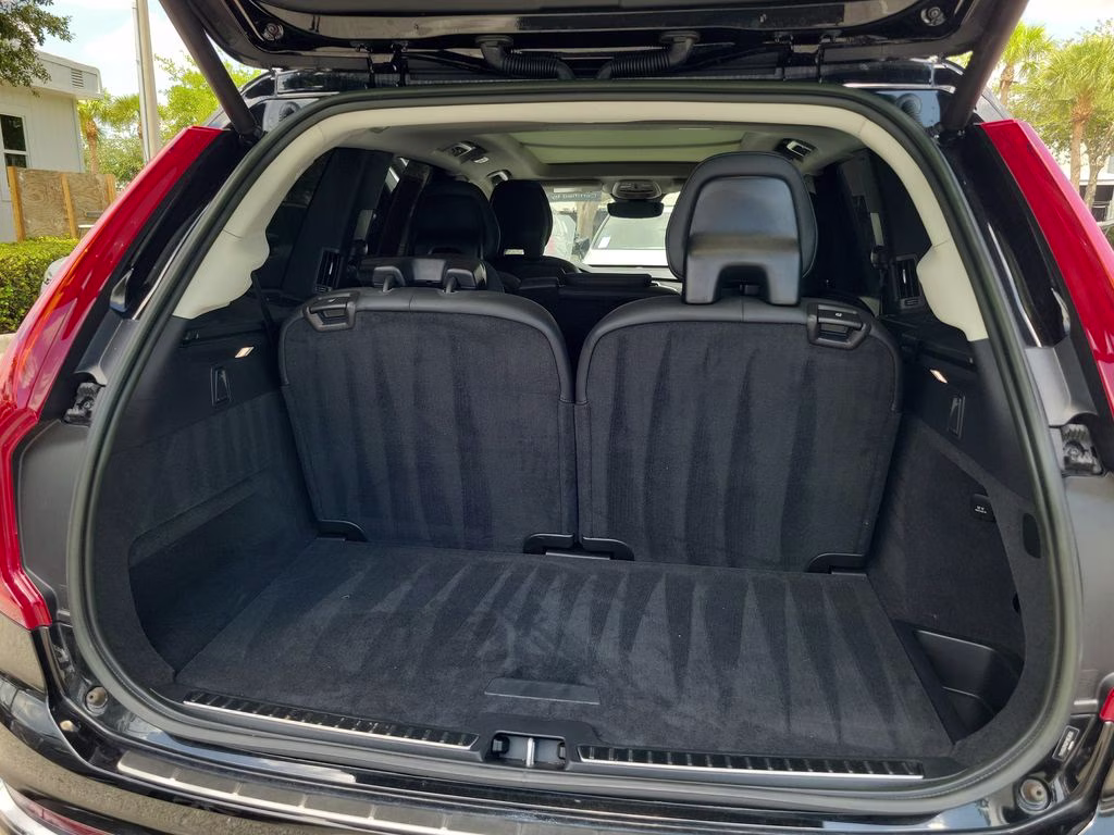 2023 Onyx Black Metallic Volvo XC90 Plus AWD SUV