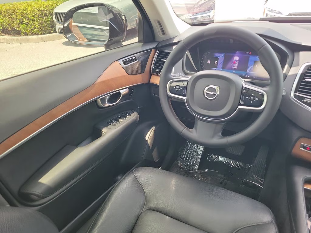 2023 Onyx Black Metallic Volvo XC90 Plus AWD SUV
