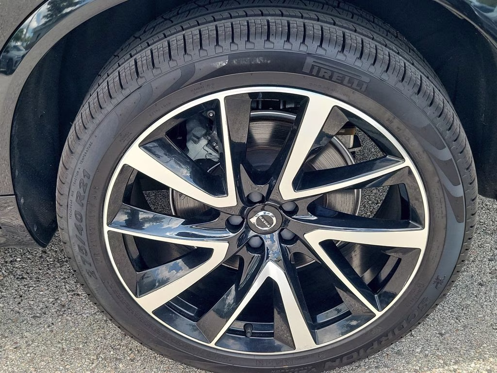 2023 Onyx Black Metallic Volvo XC90 Plus AWD SUV