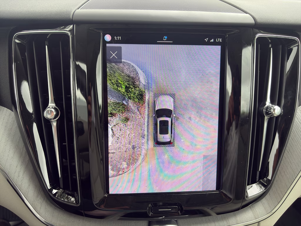 2025 Vapour Grey Metallic Volvo XC60 Plus AWD SUV