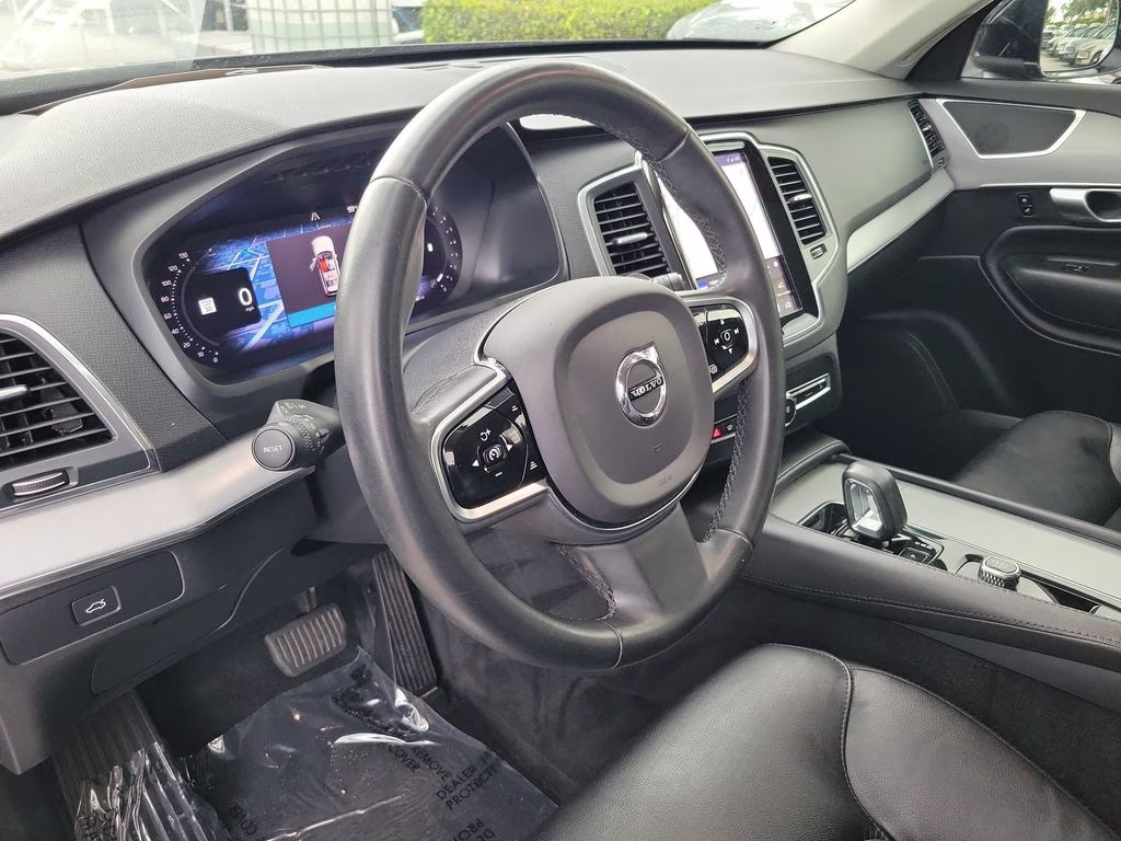 2023 Onyx Black Metallic Volvo XC90 Core AWD SUV