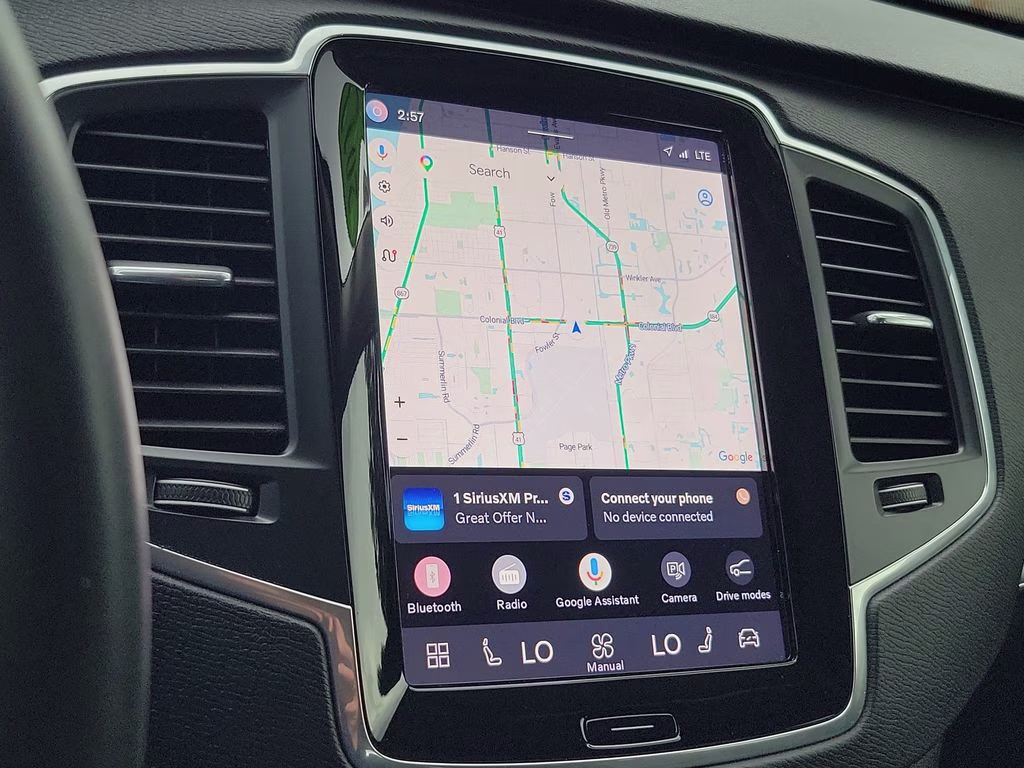 2023 Onyx Black Metallic Volvo XC90 Core AWD SUV