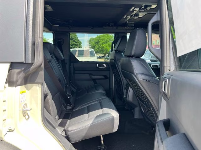 2026 Desert Sand Ford Bronco Big Bend 4X4 SUV