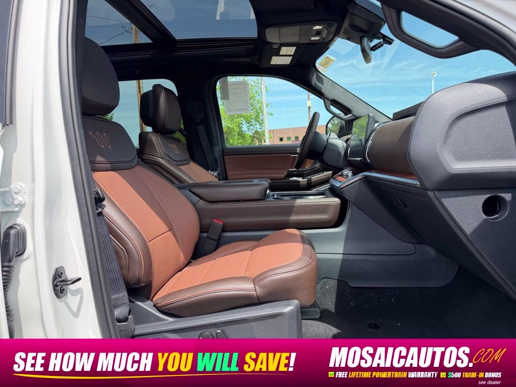 2026 Star White Metallic Tri-Coat Ford Expedition King Ranch 4X4 SUV