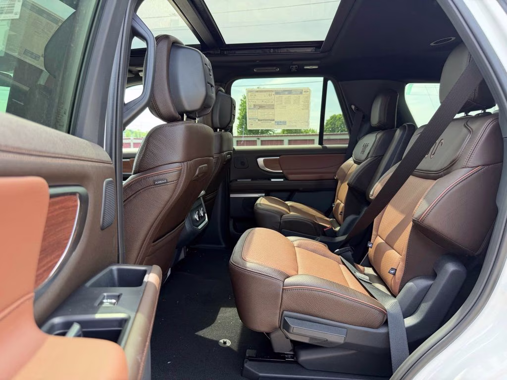 2026 Star White Metallic Tri-Coat Ford Expedition King Ranch 4X4 SUV
